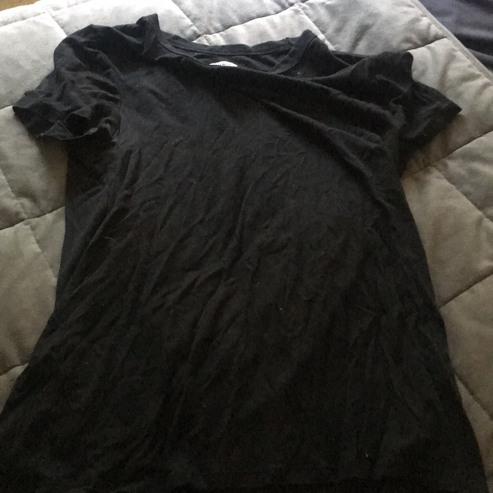 Old Navy Black Tee